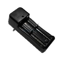 Зарядное устройство  ДЛЯ АККУМУЛЯТОРОВ 3.7V 18650  LC263  
